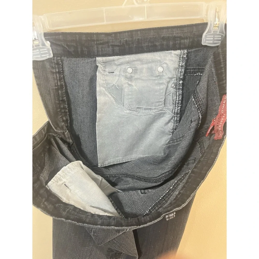 Cosmopolitan Jeanwear Women's Size 8 W32 L30 Dark Wash Embroidered Sequin Flare
